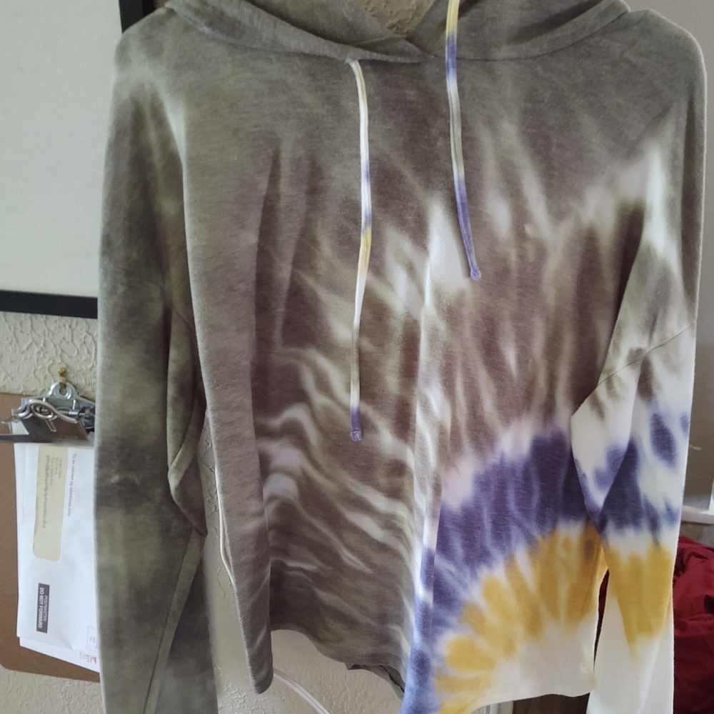 Sweater with hood